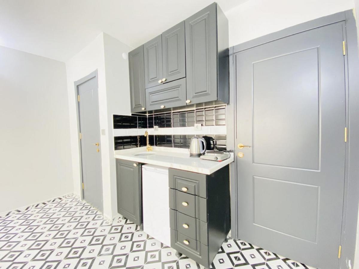 イスタンブールPleasant Studio Flat In Kabatas Beyogluアパートメント エクステリア 写真
